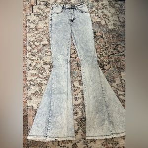 Altar’d State, light blue washed flare, size:S